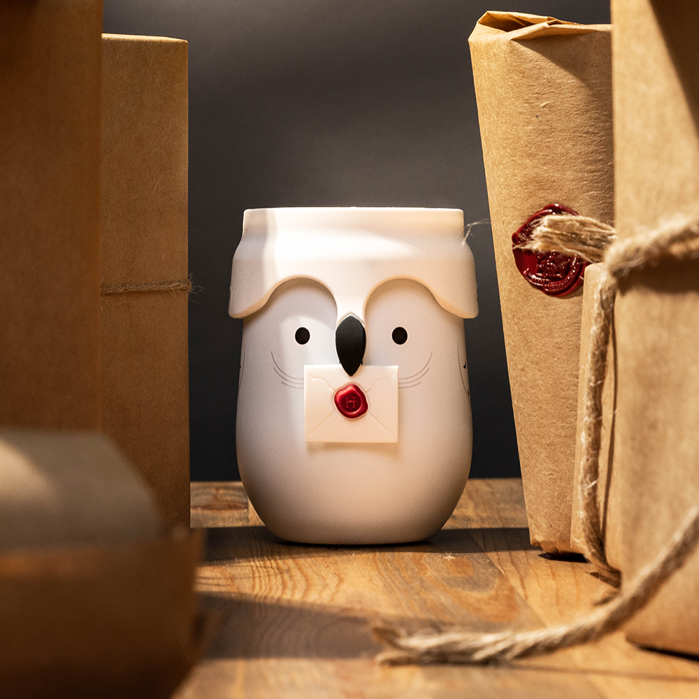 422410dacf7c-Hedwig-Lifestyle-1