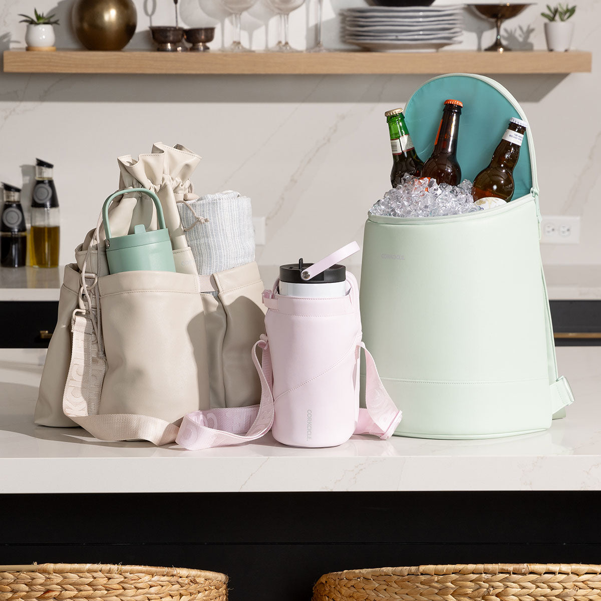 5a77265ceb79-group-lifestyle1