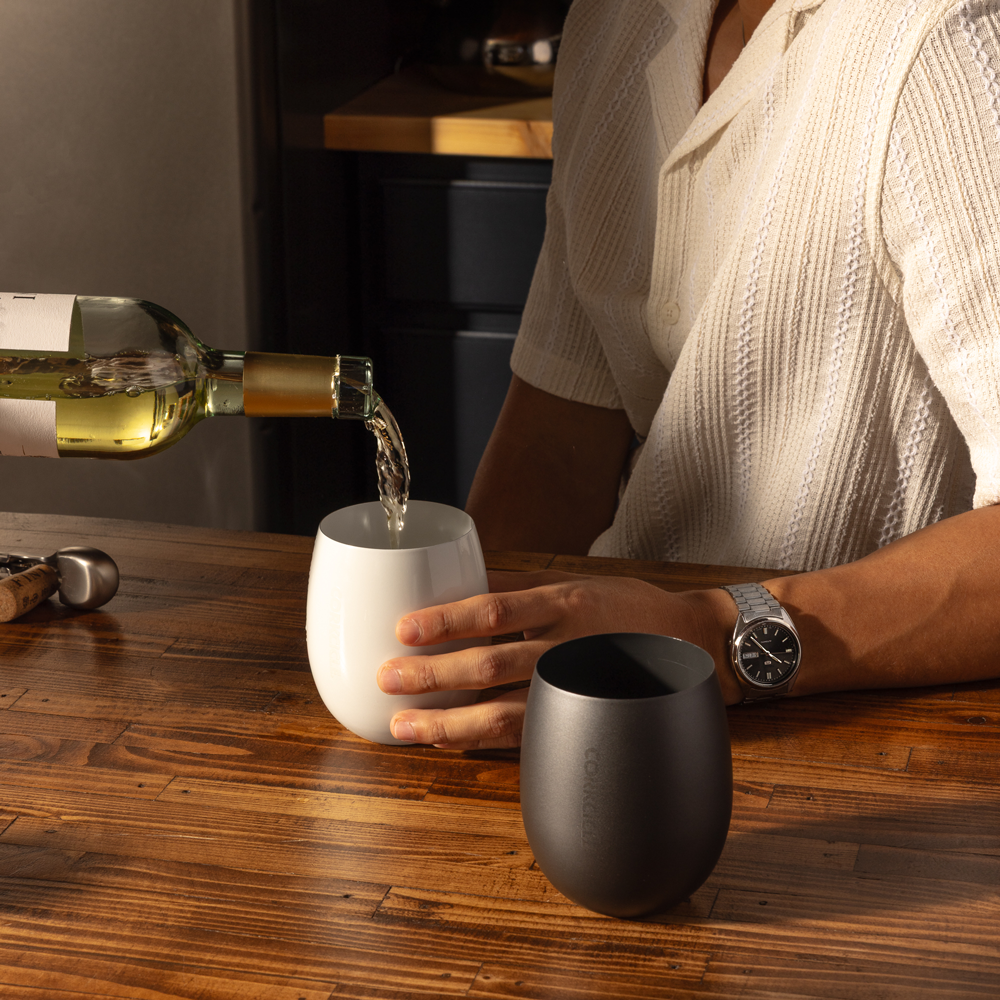 9a8d5147cce5-SommStemlessLifestyle-3