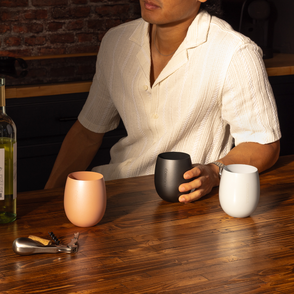 9ea51eec5910-SommStemlessLifestyle-5